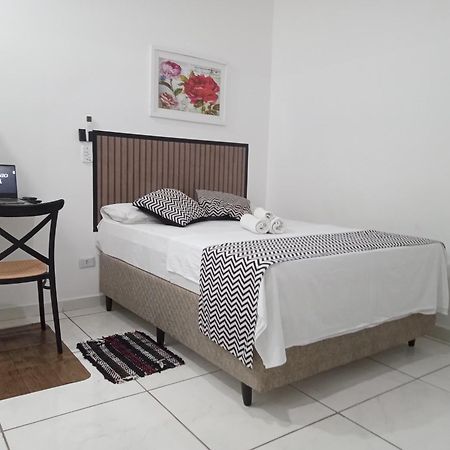 Loft 2 Completo Ar Canais Assinat Garagem Internet Prox Aparecida E Industrias Apartman Pindamonhangaba Kültér fotó