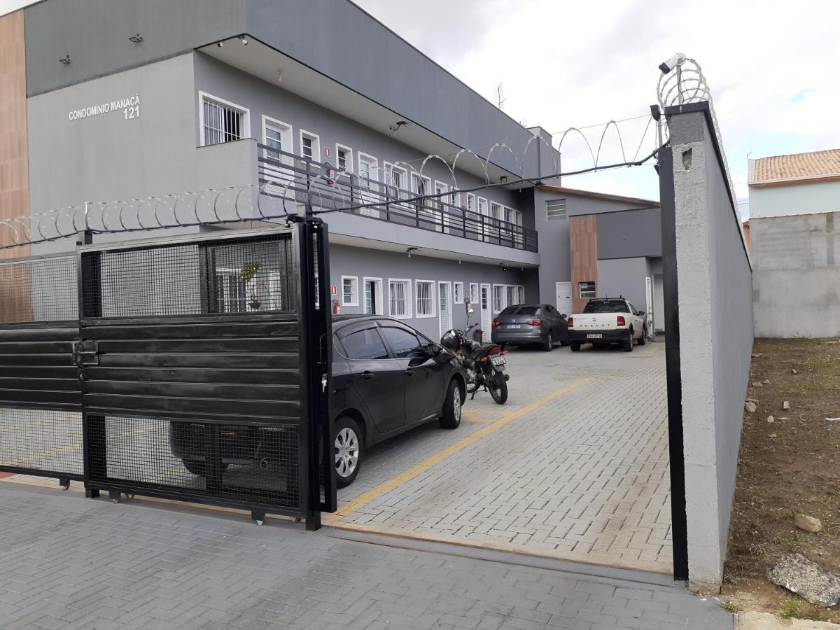 Loft 2 Completo Ar Canais Assinat Garagem Internet Prox Aparecida E Industrias Apartman Pindamonhangaba Kültér fotó